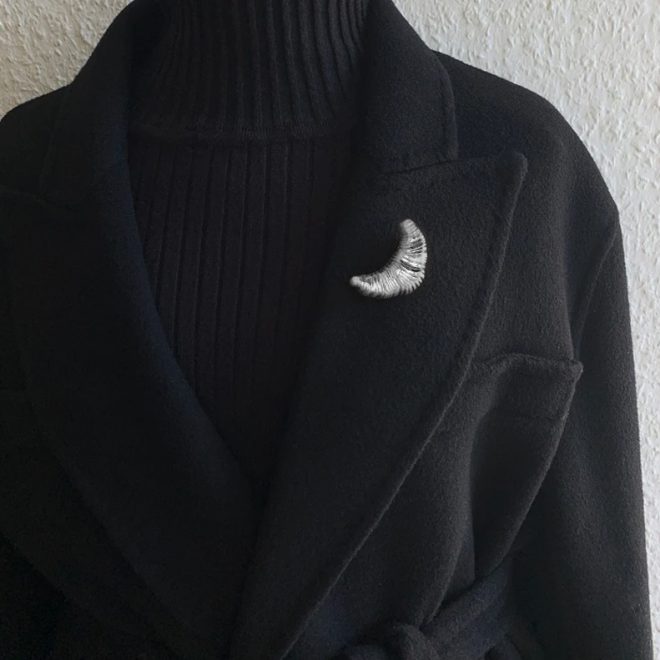 Broche Croissant Plata